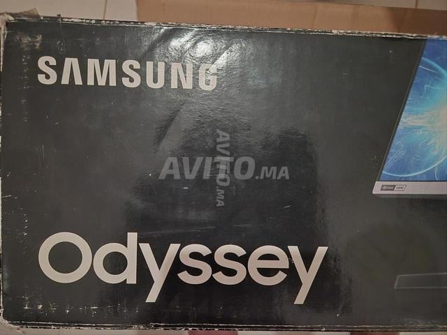 Samsung Odyssey CRG5 27'' 240Hz G-Sync incurvé