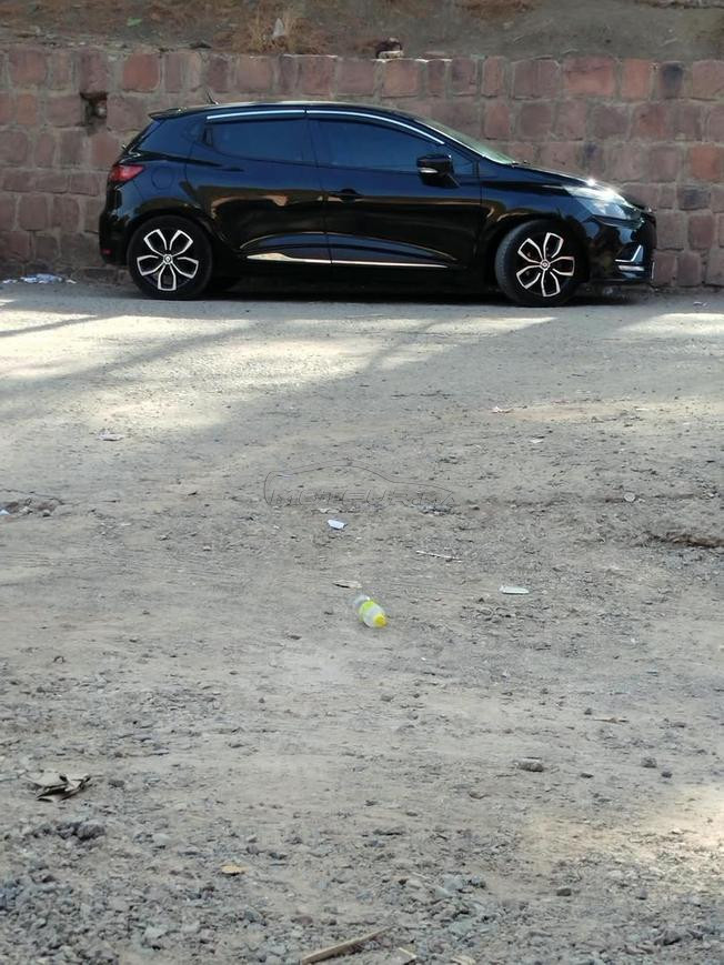 Renault Clio Diesel Manuelle 2016/12 à Marrakech