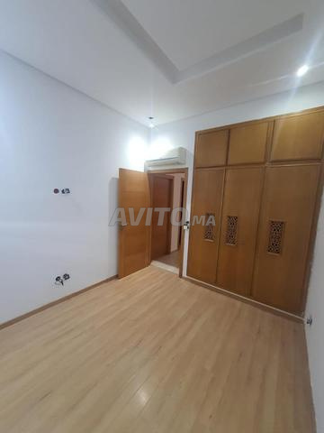 Appartement à louer 60 m² à Rabat - 2