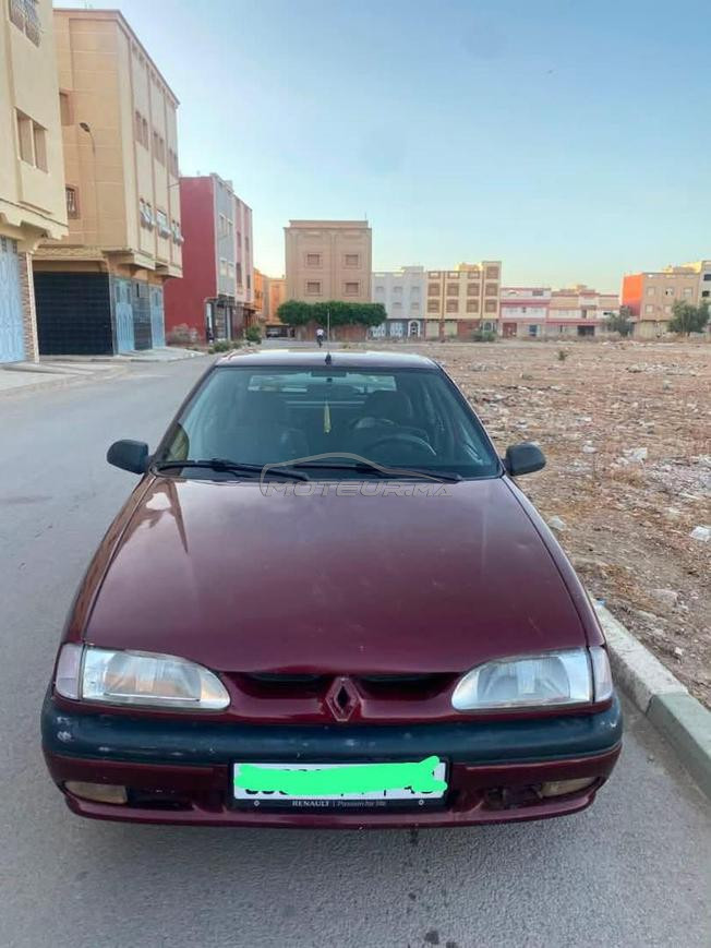 Renault R19 Essence Manuelle 1995 à Nador