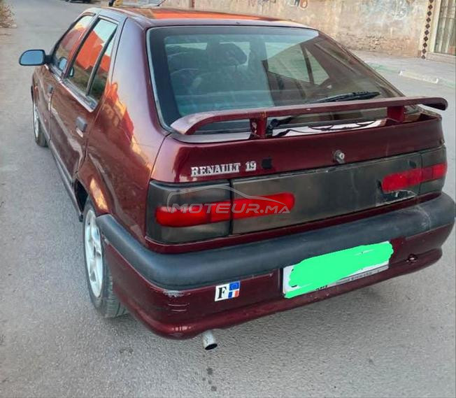Renault R19 Essence Manuelle 1995 à Nador