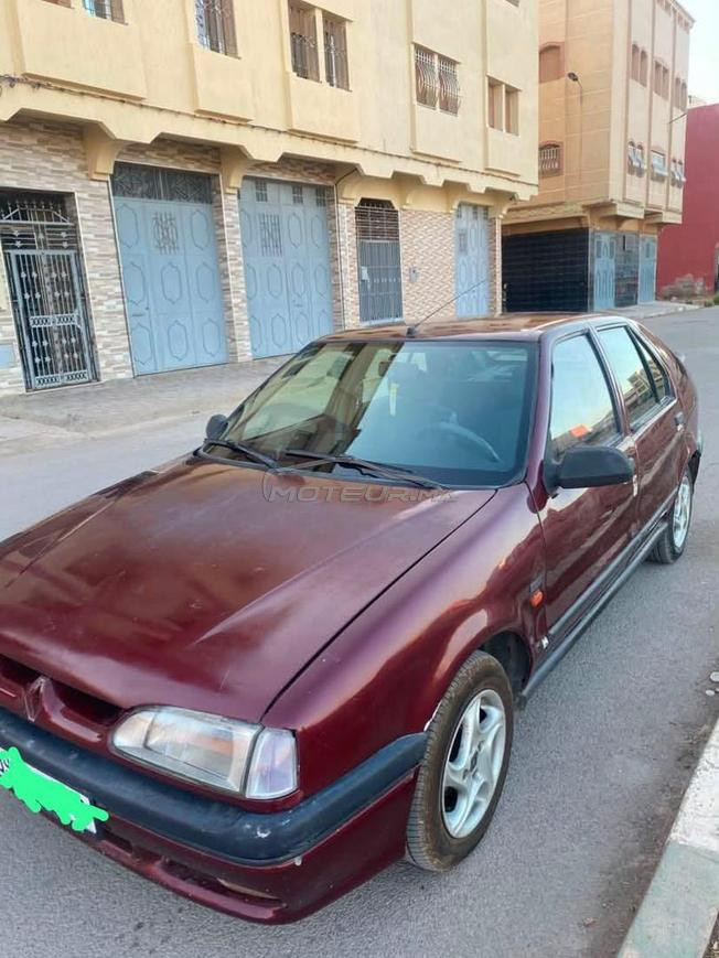 Renault R19 Essence Manuelle 1995 à Nador