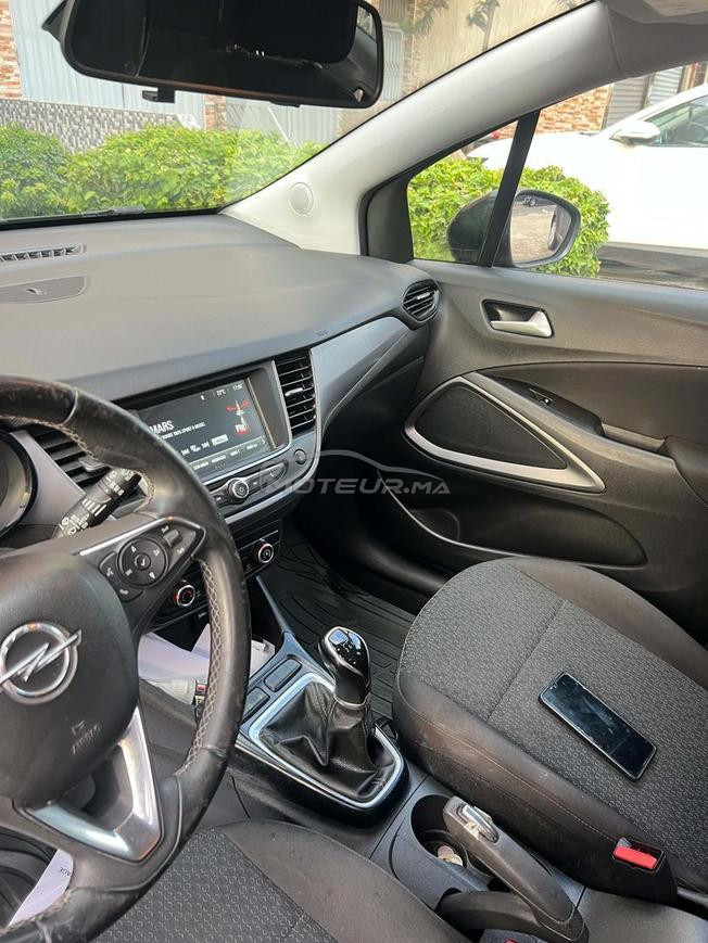 voiture très bon état contacter