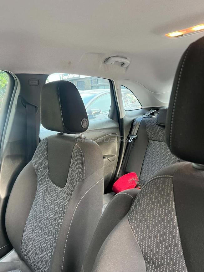 voiture très bon état contacter
