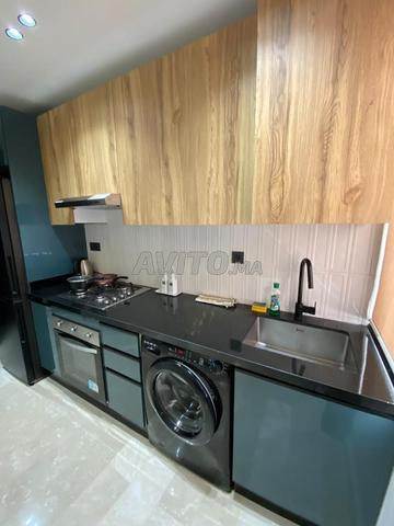 STUDIO MEUBLÉ À LOUER QUARTIER DES HÔPITAUX - 2