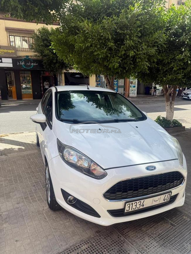 ford fiesta tres bon état 