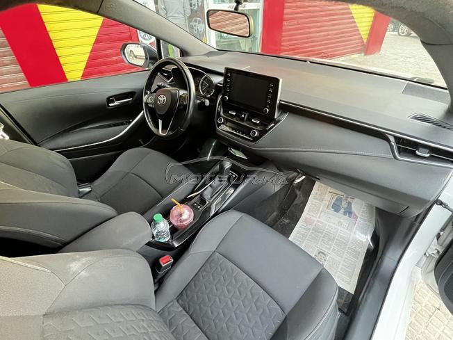 Toyota Corolla, hybride