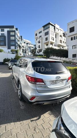 Hyundai Santa Fe Diesel Automatique 2017 à Tanger - 2