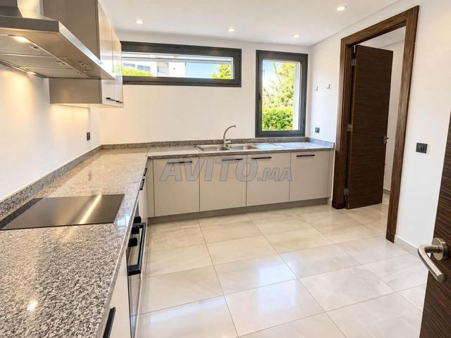 Sublime Appartement vide bouskoura ville verte - 2