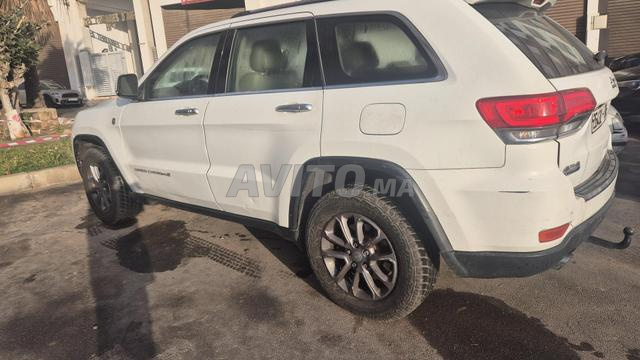 Jeep Grand Cherokee - 2