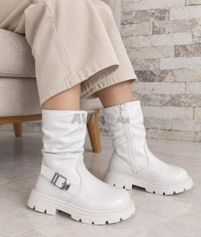 Bottes élégantes avec livraison gratuite