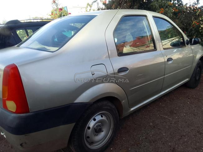  Dacia Logan Essence Manuelle 2005 à Kénitra