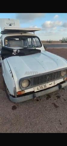 Renault R4 essence manuelle 1990 à Bouznika - 2