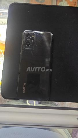Téléphone Realme à vendre en bon état, avec garantie