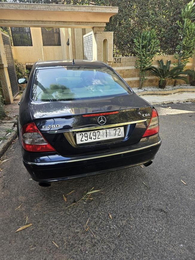 Mercedes E280  TDI Eegance 