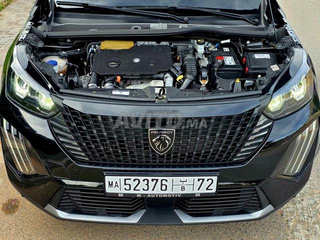 Peugeot 2008 Diesel Automatique 2024 à Casablanca