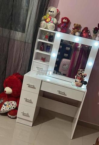 Coiffeuse en promotion - 2