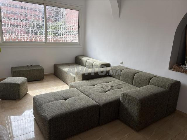 Vend canapé très spacieux et confortable