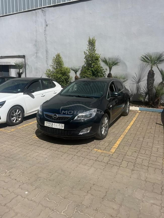 Opel Astra Diesel Manuelle 2012 à Casablanca