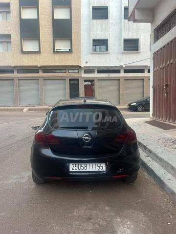Opel Astra Diesel Manuelle 2012 à Casablanca - 2