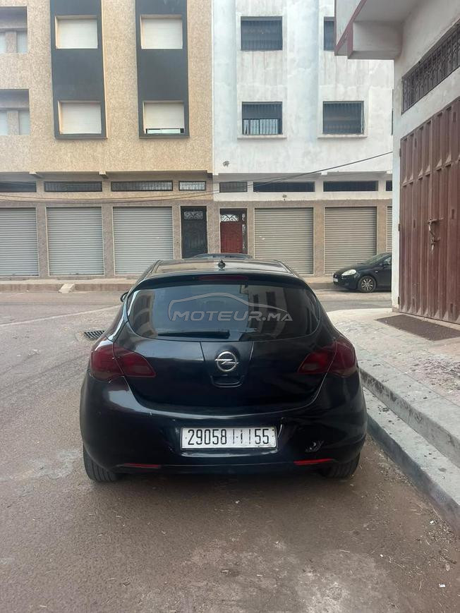 Opel Astra Diesel Manuelle 2012 à Casablanca