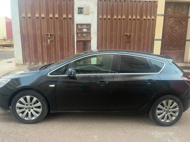 Opel Astra Diesel Manuelle 2012 à Casablanca