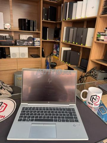 HP ELITEBOOK 840 G8 i5 11ème génération 256 Go SSD 8 Go RAM - 2