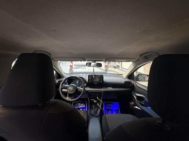toyota yaris hybrid 09/2023