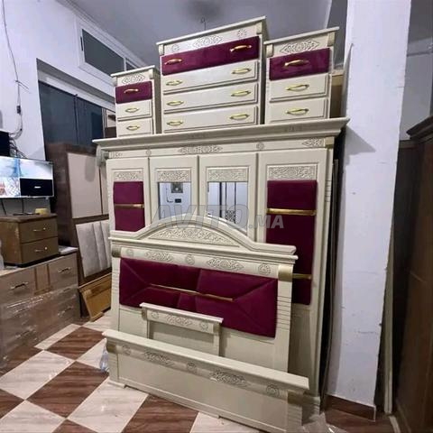 Mobilier de chambre à coucher - 2
