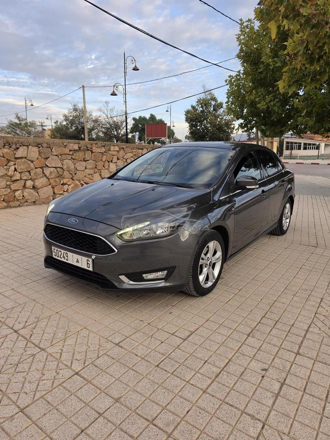 ford focus sport 