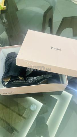 Bottines Pertini originales Espagne pointure 38.5 noir verni - 2