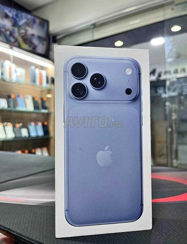 iPhone 18 Pro Max 256 Go Bleu ciel - 2