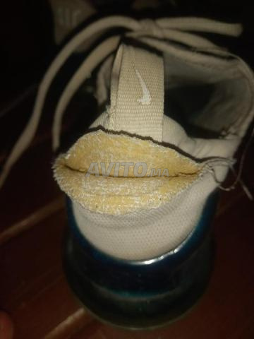 Pointure 36, taille petite, Air 270 - 2