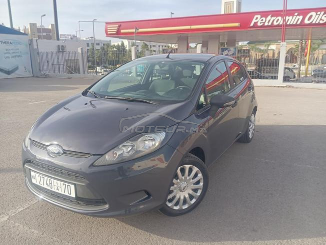 fiesta essence  (première main)
