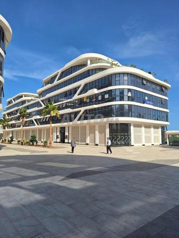 Joli bureau dans un environnement moderne