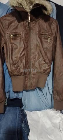 Veste marron en simili-cuir - 2