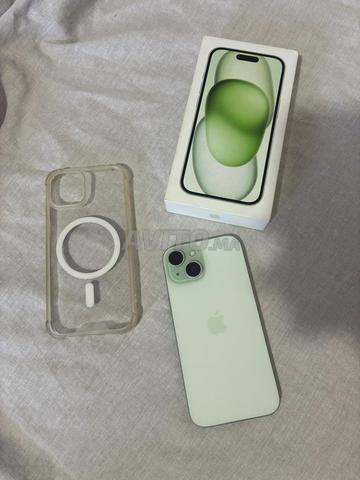 iPhone 15 128 Go - 2