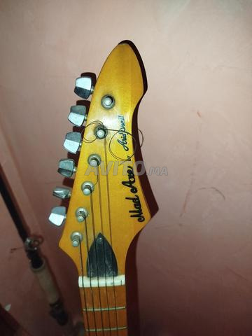 Aria Pro II Mad Axe - 2