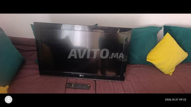 URGENT TÉLÉVISION LG 32 POUCES - 2