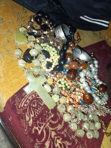 lot de bijoux et perles - 2