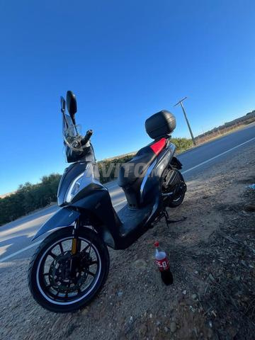 Sym ST 200cc - 2