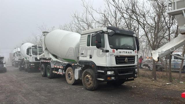 malaxeur sitrak 16m3 - 2