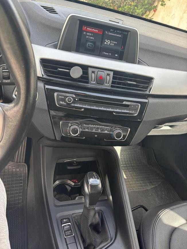 Très belle X 1 peu roulé 