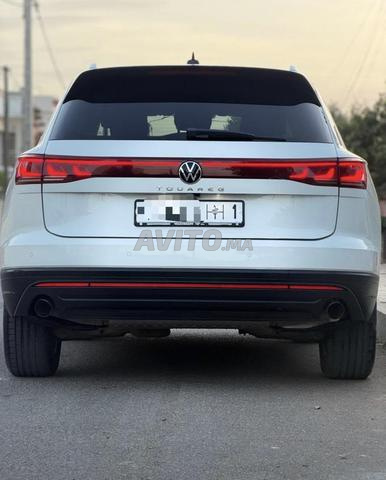 Volkswagen Touareg - 2