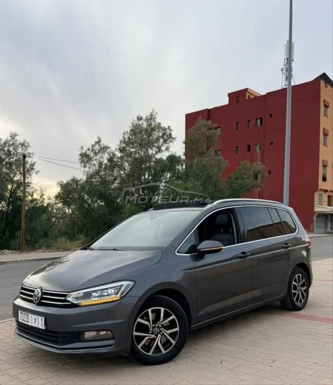 TOURAN AUTOMATIQUE MODÈLE 2017 DIWANA 2023
