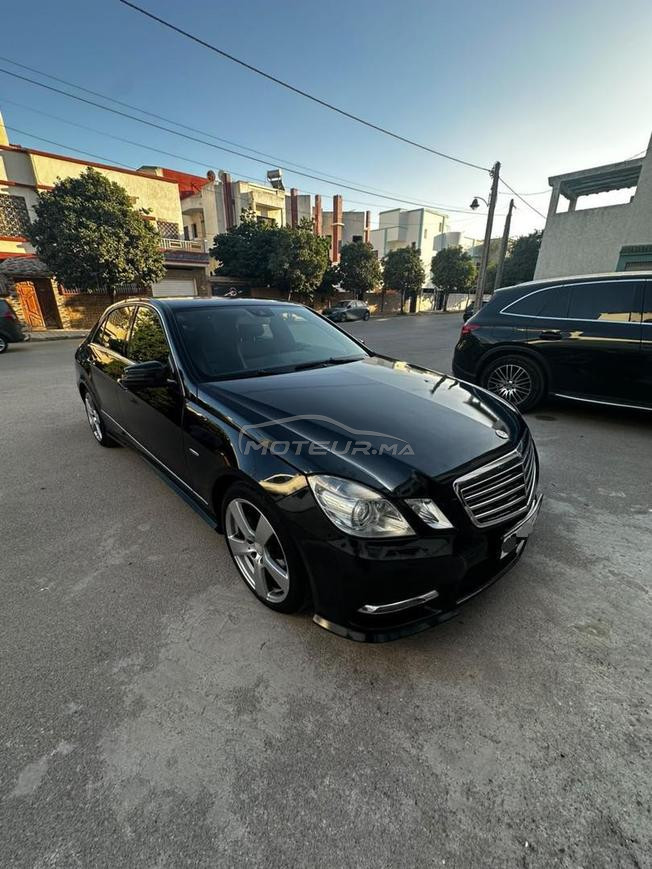 Mercedes E220 avantgarde modèle 2013 diwana 2017
