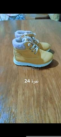 ملابس مستعملة للبيع بحالة جيدة شبه جديدة