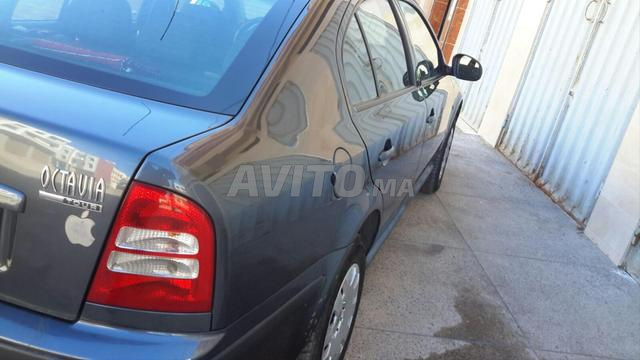 Skoda Octavia ديزل يدوي 2010 في أكادير - 2