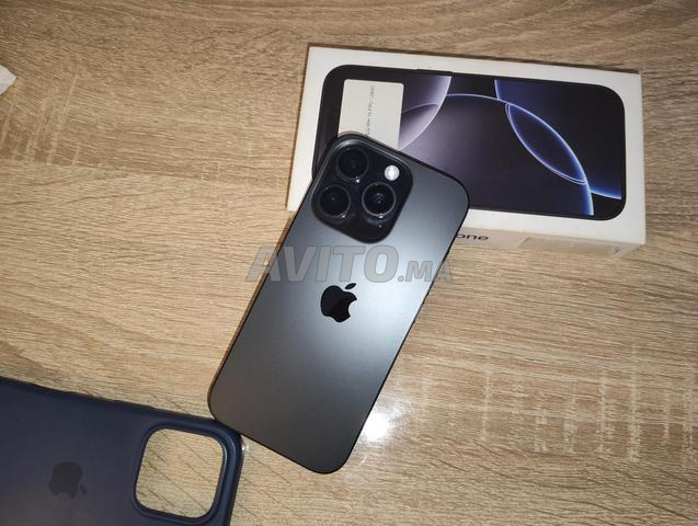 iPhone 16 Pro, Titane noir