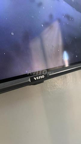 À vendre smart TV marque Visio bon état - 2